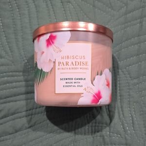 Bath & Body Works Hibiscus Paradise Candle - Pink and White